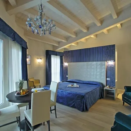 Boutique Calzavecchio Hotel 4*