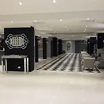 Boutique Calzavecchio ホテル カザレッキオ・ディ・レーノ