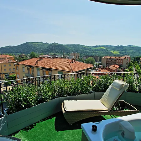 Boutique Calzavecchio מלון 4*