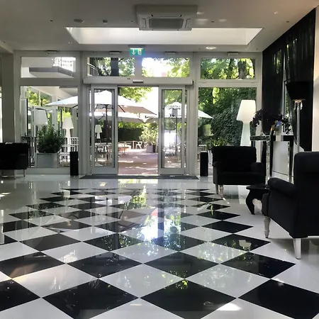 Boutique Calzavecchio מלון קזלקיו די רנו