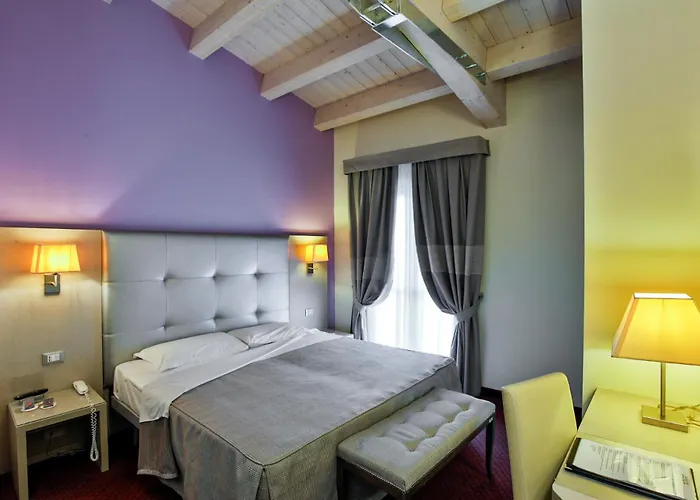 Boutique Calzavecchio 4*
